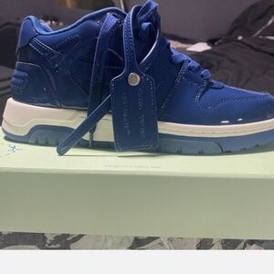 Size 6 Men Royal Blue offwhites